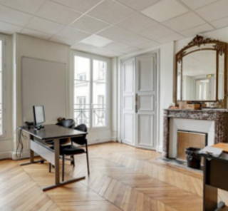 Espace indépendant 138 m² 15 postes Location bureau Rue René Boulanger Paris 75010 - photo 1